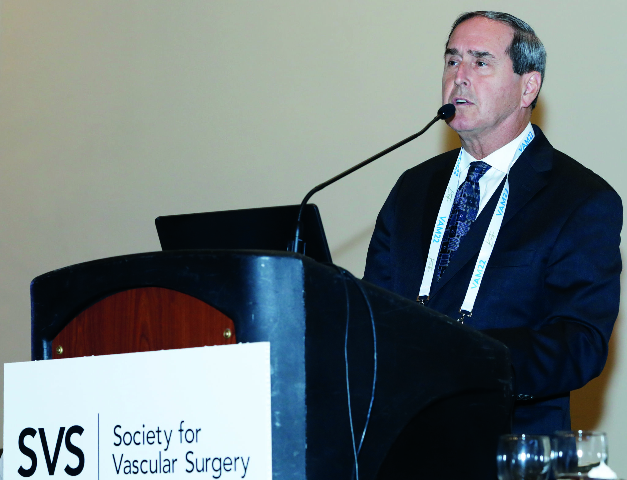 SVS urges members to take part in compensation survey—and bolster results