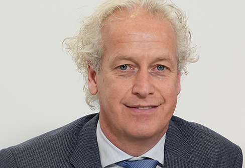 First patient enrolled in HERCULES randomized trial comparing ESAR and EVAR