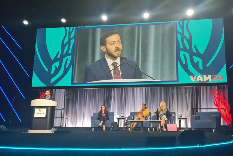 Smoking cessation remains a ‘ripe target’ for improved medication adherence in carotid disease