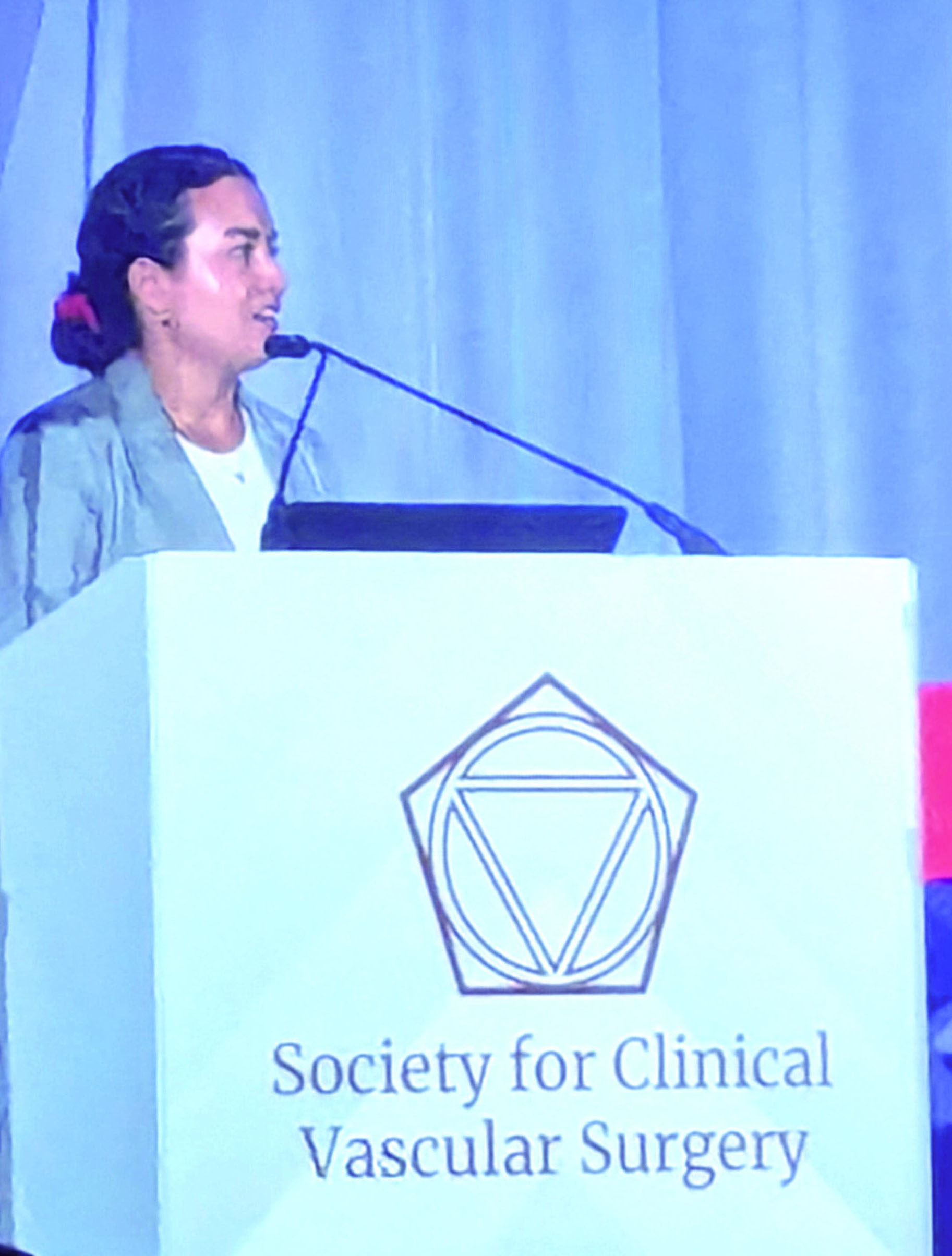 Equivalent outcomes seen among female, male patients in real-world analysis of paclitaxel-eluting stent use